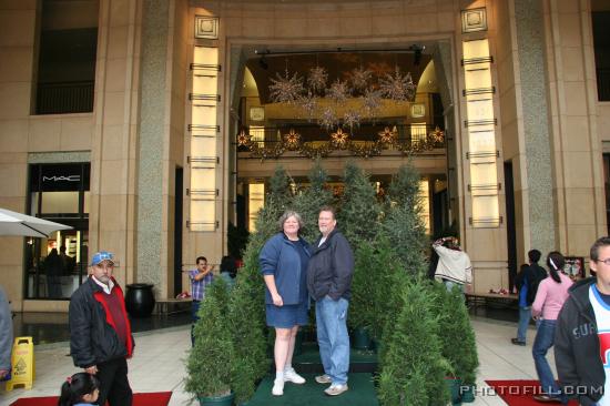 IMG_8681 Mom and Dad at Kodak Theatre