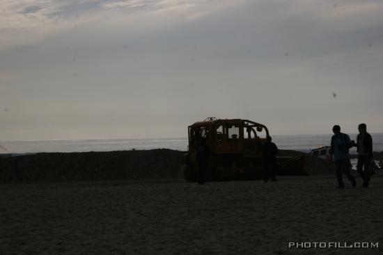 IMG_9490 Venice Beach, moving sand for high waves