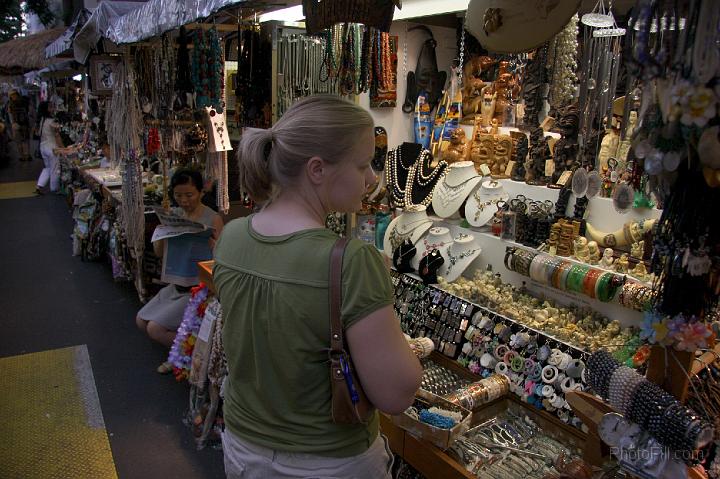 0008-Hawaii2008.jpg - International Market Waikiki