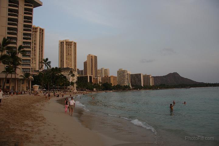 0015-Hawaii2008.jpg - Waikiki Beach view of Diamond Head