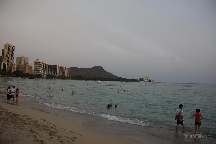 0032-Hawaii2008.jpg - Waikiki Beach