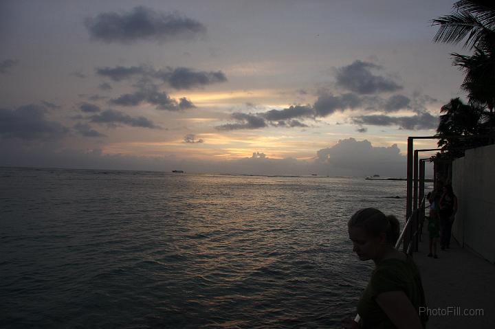 0038-Hawaii2008.jpg - Waikiki Beach