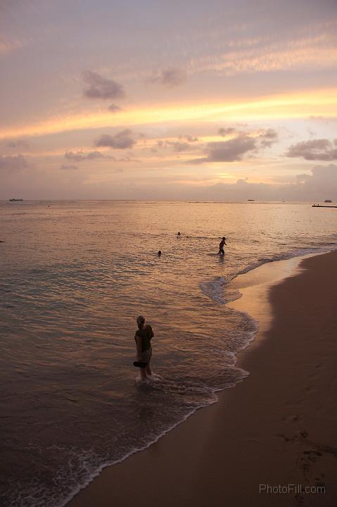 0046-Hawaii2008.jpg - Waikiki Beach