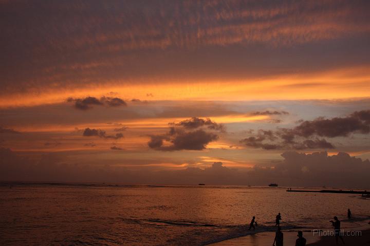 0052-Hawaii2008.jpg - Waikiki Beach