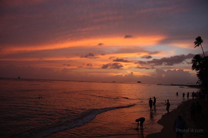 0060-Hawaii2008.jpg - Waikiki Beach