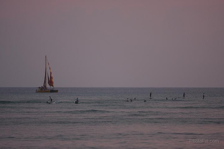 0068-Hawaii2008.jpg - Waikiki Beach