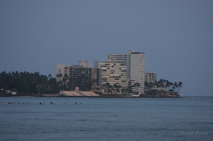 0070-Hawaii2008.jpg - Waikiki Beach