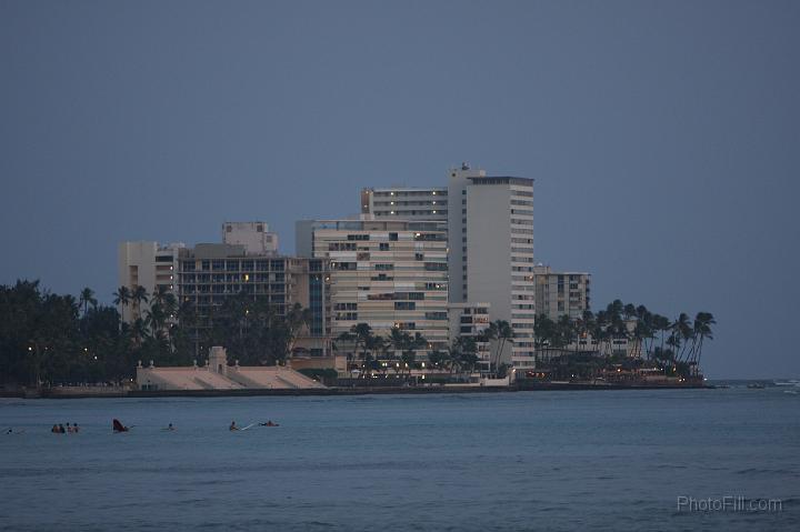 0071-Hawaii2008.jpg - Waikiki Beach