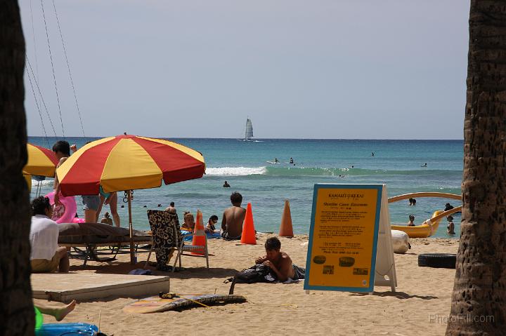 0325-Hawaii2008.jpg - Waikiki Beach