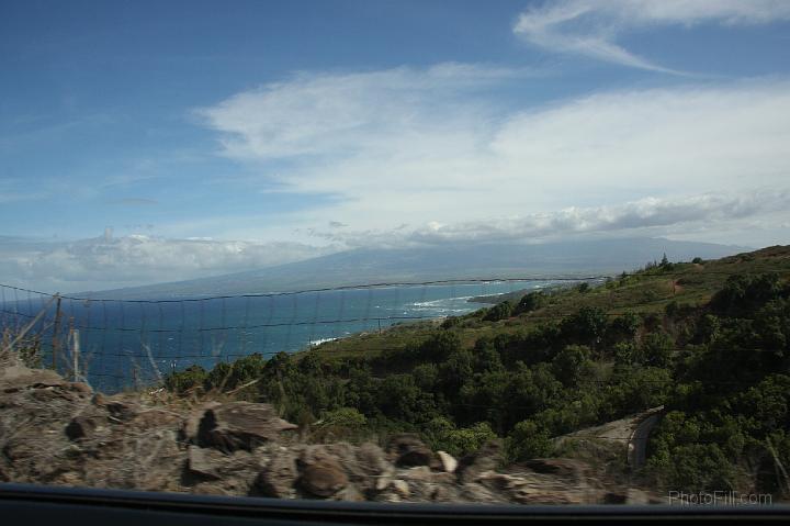 0586-Hawaii2008.jpg - The "Illegal" Road to Lahaina