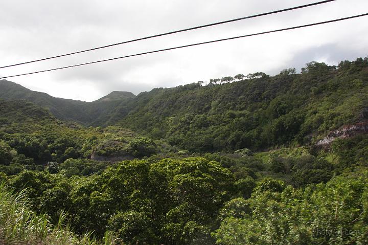 0594-Hawaii2008.jpg - The "Illegal" Road to Lahaina