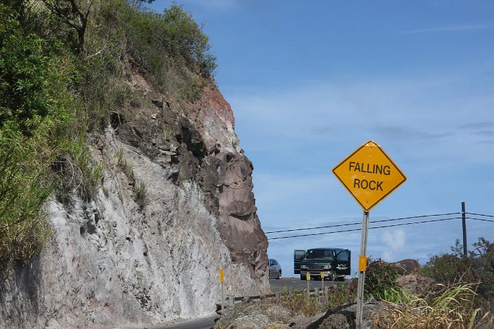 0595-Hawaii2008.jpg - The "Illegal" Road to Lahaina