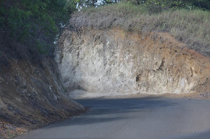 0604-Hawaii2008.jpg - The "Illegal" Road to Lahaina