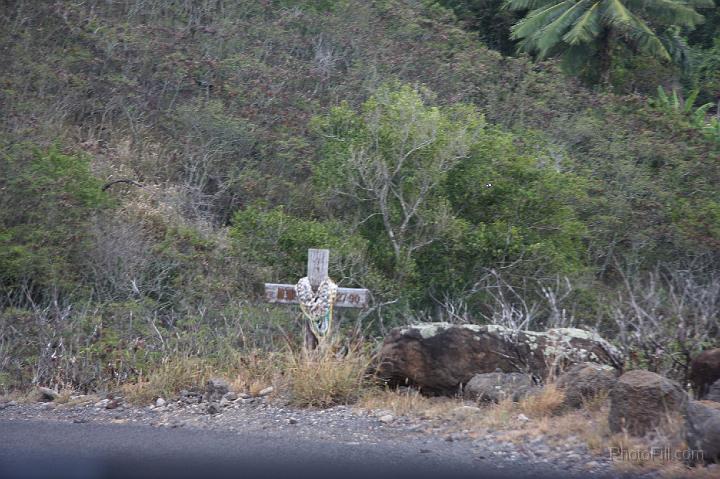 0664-Hawaii2008.jpg - The "Illegal" Road to Lahaina