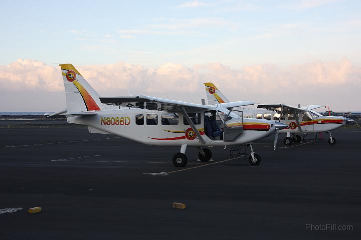 1468-Hawaii2008.jpg - First airplane attempt