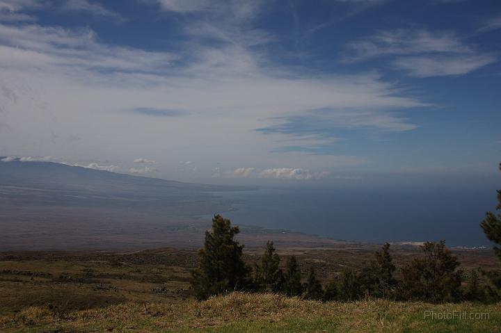 1515-Hawaii2008.jpg - Road from Keokoa Beach