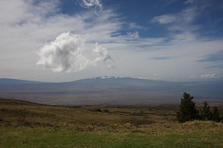 1517-Hawaii2008.jpg - Road from Keokoa Beach