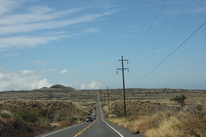 1525-Hawaii2008.jpg - Road from Keokoa Beach